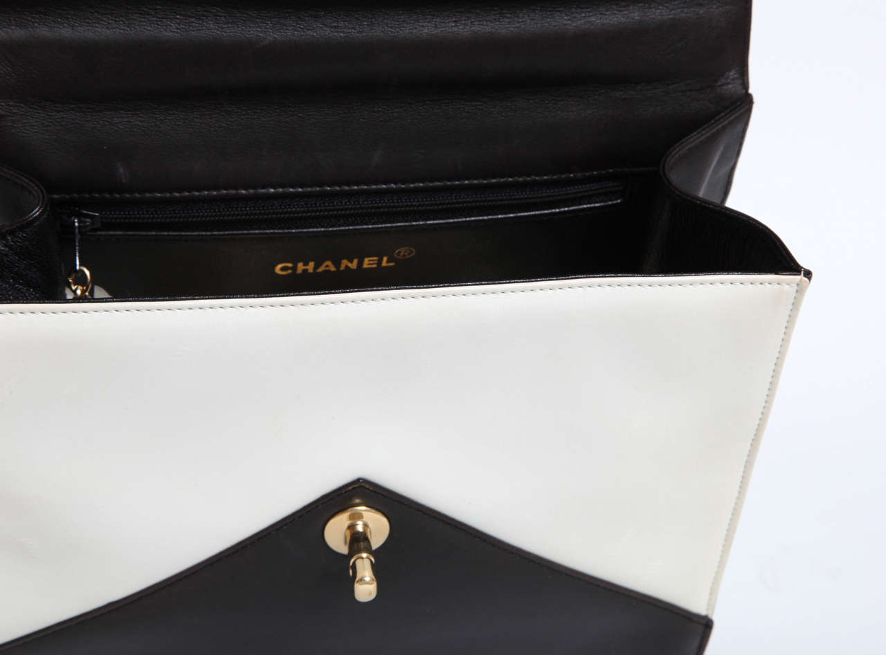 Cotton Vintage Chanel Black and White Handbag