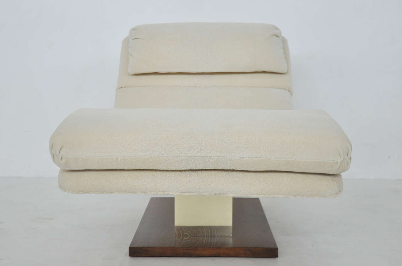 Midcentury Wave Chaise 1