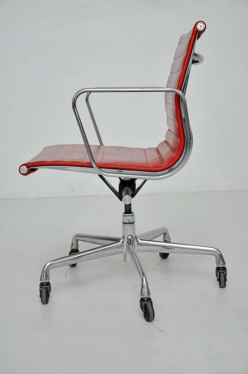 Leather 50th Anniversary Eames Aluminum Group 