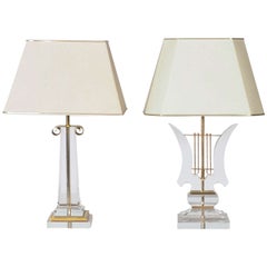 Hollywood Regency Pair of Lucite Table Lamps in Harp and Obelisk Shapes