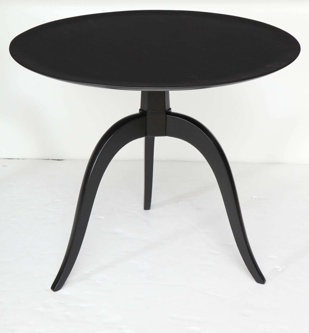 Dunbar Ebonized Round End Table In Good Condition In New York, NY