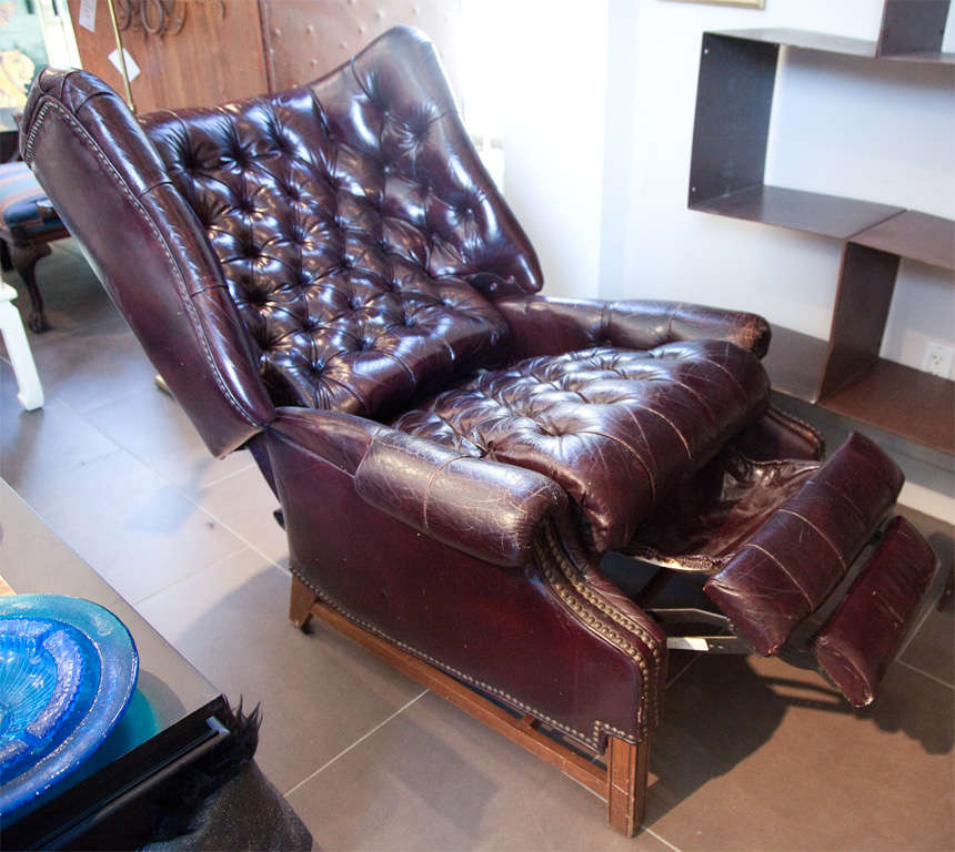 Chesterfield leather tufted recliner 3