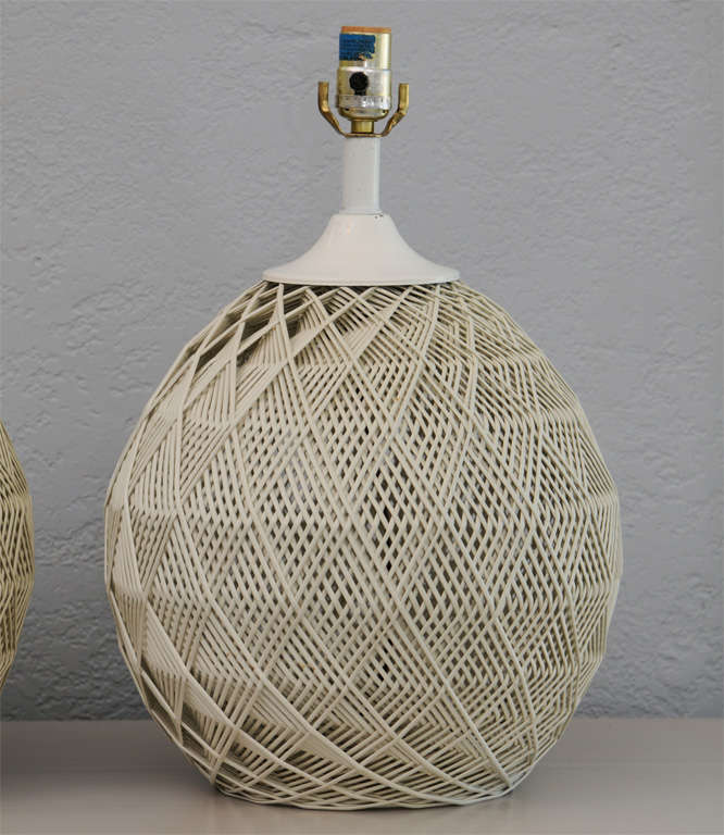 Pair of White Woven Rattan Lamps 4