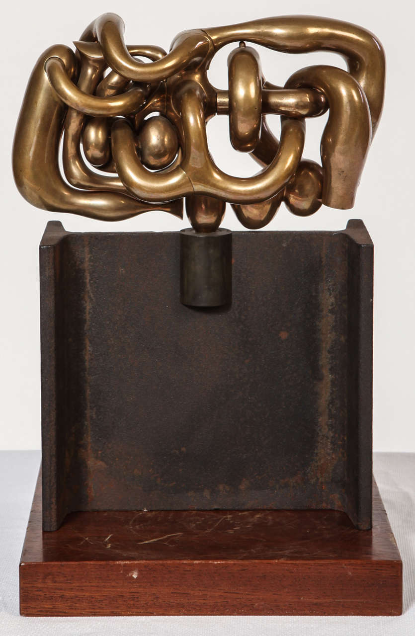 Salvador Y Dalila is Berrocal  homage to Salvador Dali.  Composed of 17 bronze elements plus an iron base (18 cm. high) 
signed 334/2000