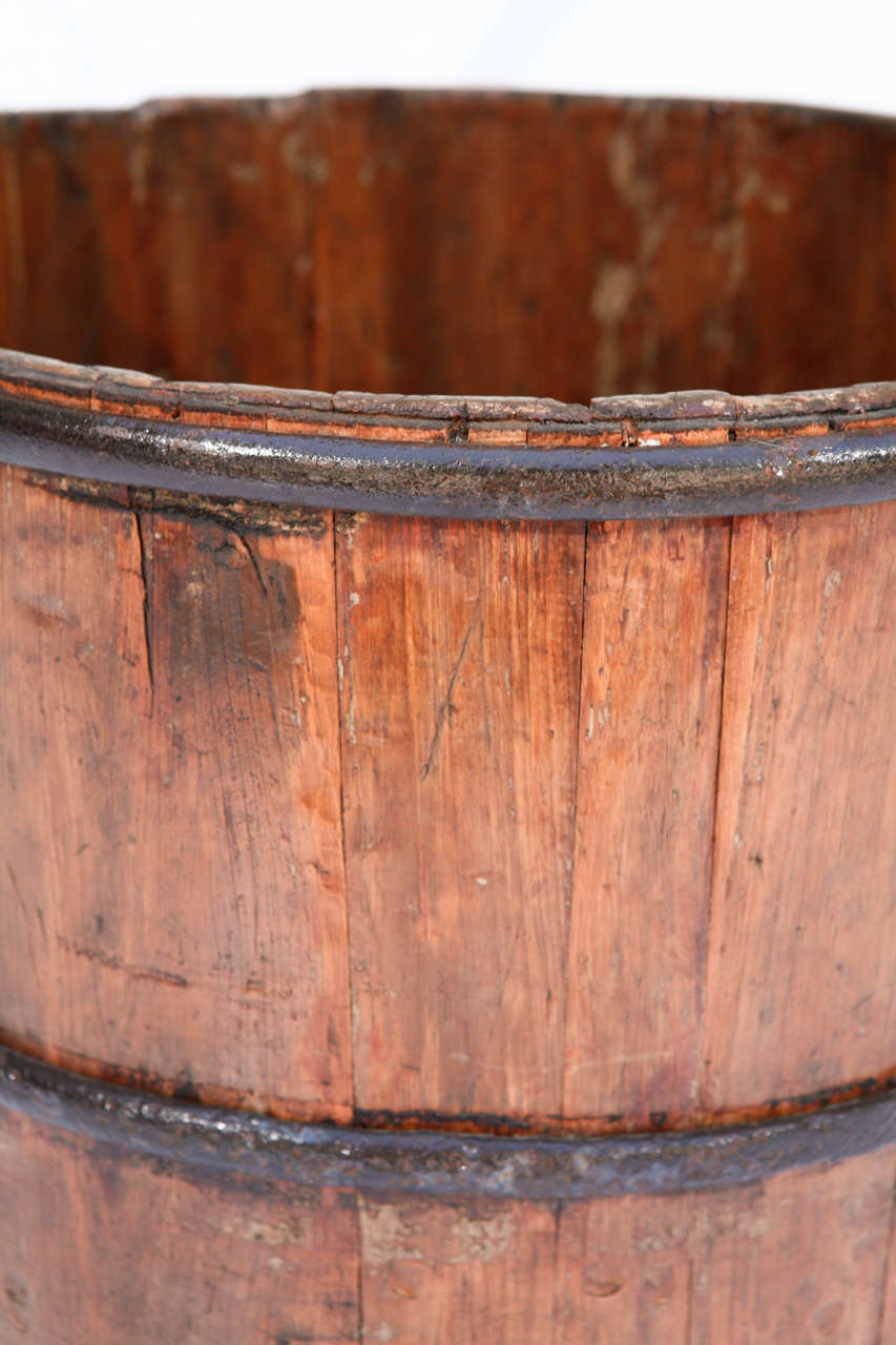 Antique Water Bucket In Excellent Condition For Sale In Los Angeles, CA
