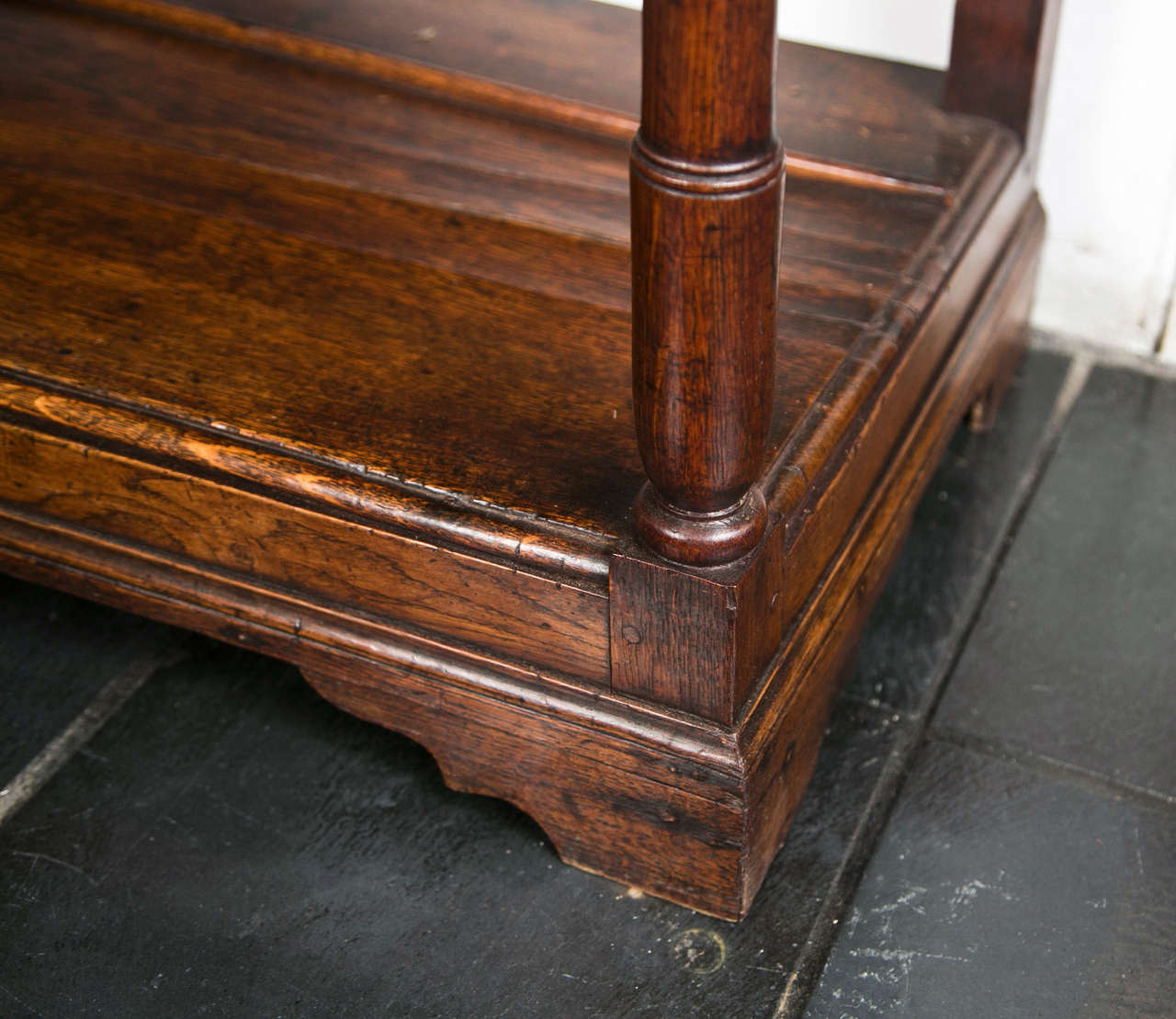 Georgian Oak Potboard Dresser 3