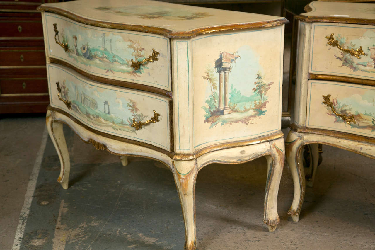 Pair o French Provincial Painted Stands In Good Condition In Stamford, CT