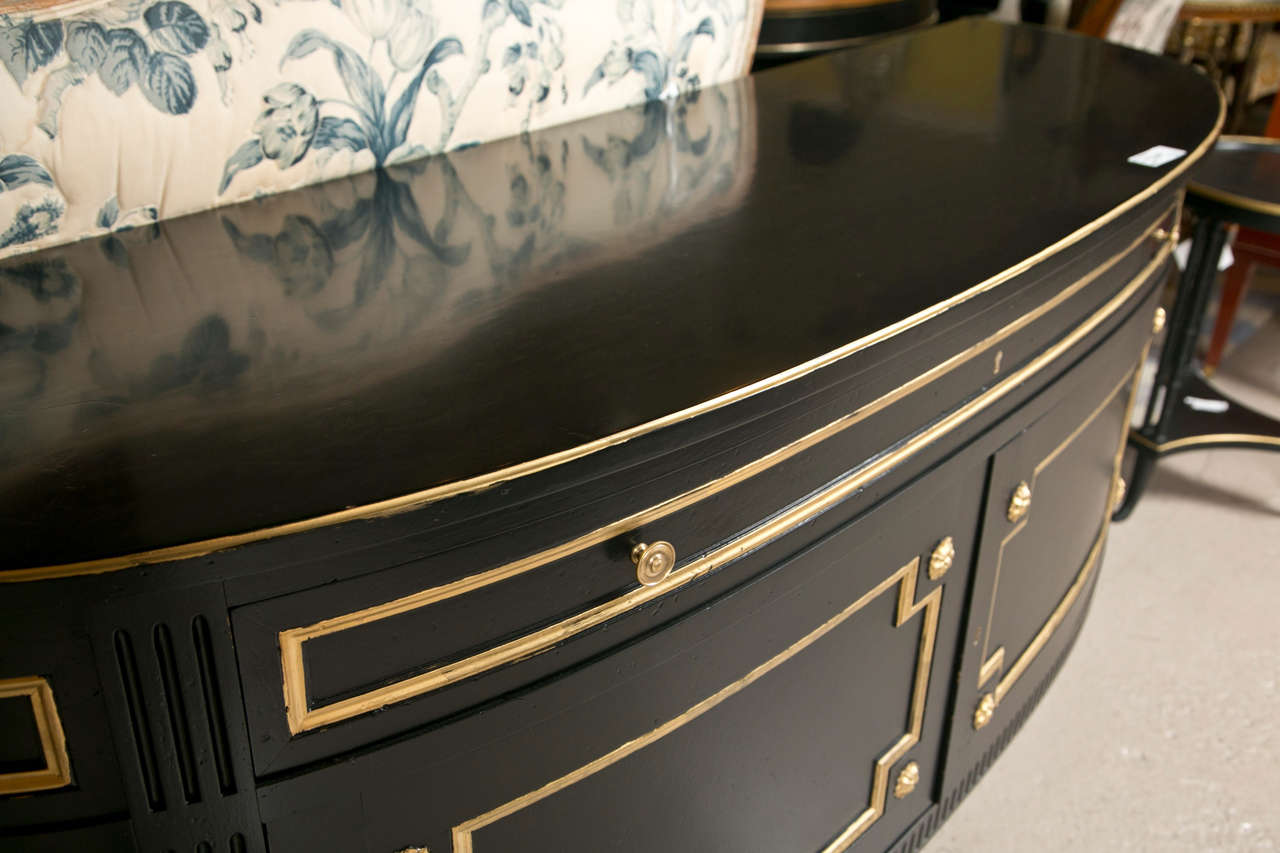 French Directoire Style Ebonized Demi Lune Sideboard attributed to Jansen In Good Condition In Stamford, CT