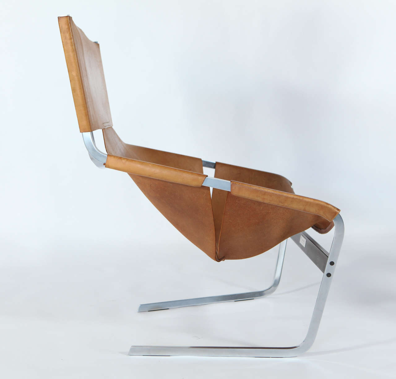 PIERRE PAULIN, F444 LOUNGE CHAIR, c. 1960 In Excellent Condition In Los Angeles, CA