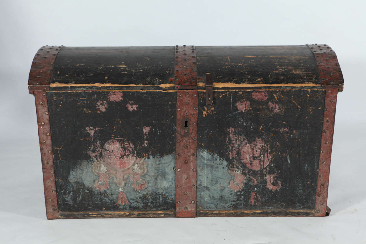 SWEDISH ANTIQUE TRAVELING CHEST, Early 18th Century For Sale at 1stDibs