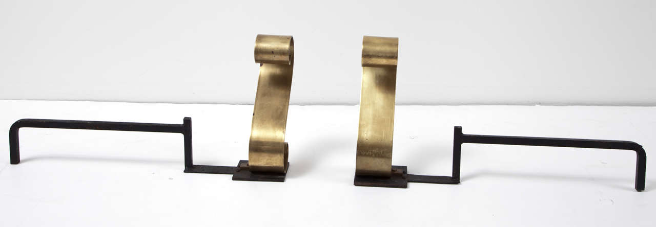 Scroll Andirons in Polished Brass In Good Condition For Sale In New York, NY