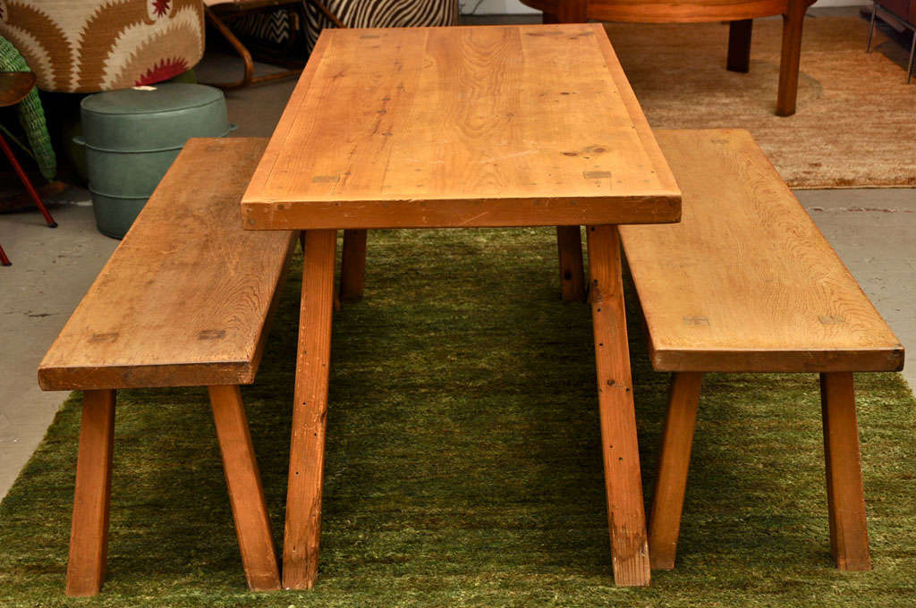 Solid Douglas Fir Dining Table with Benches 3