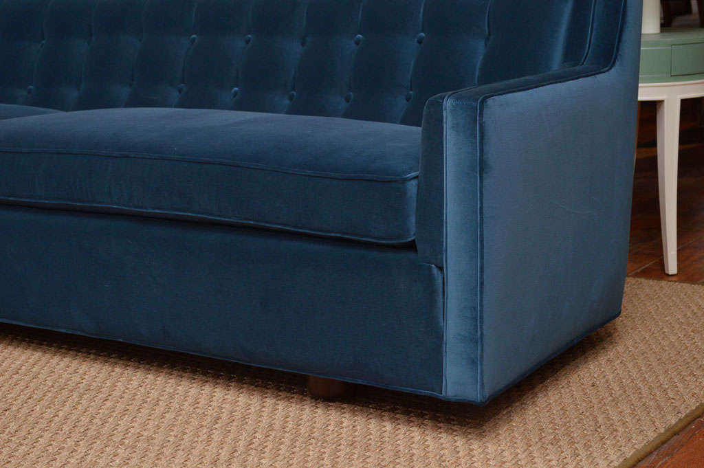 Dunbar Tufted Sofa In Excellent Condition In San Francisco, CA