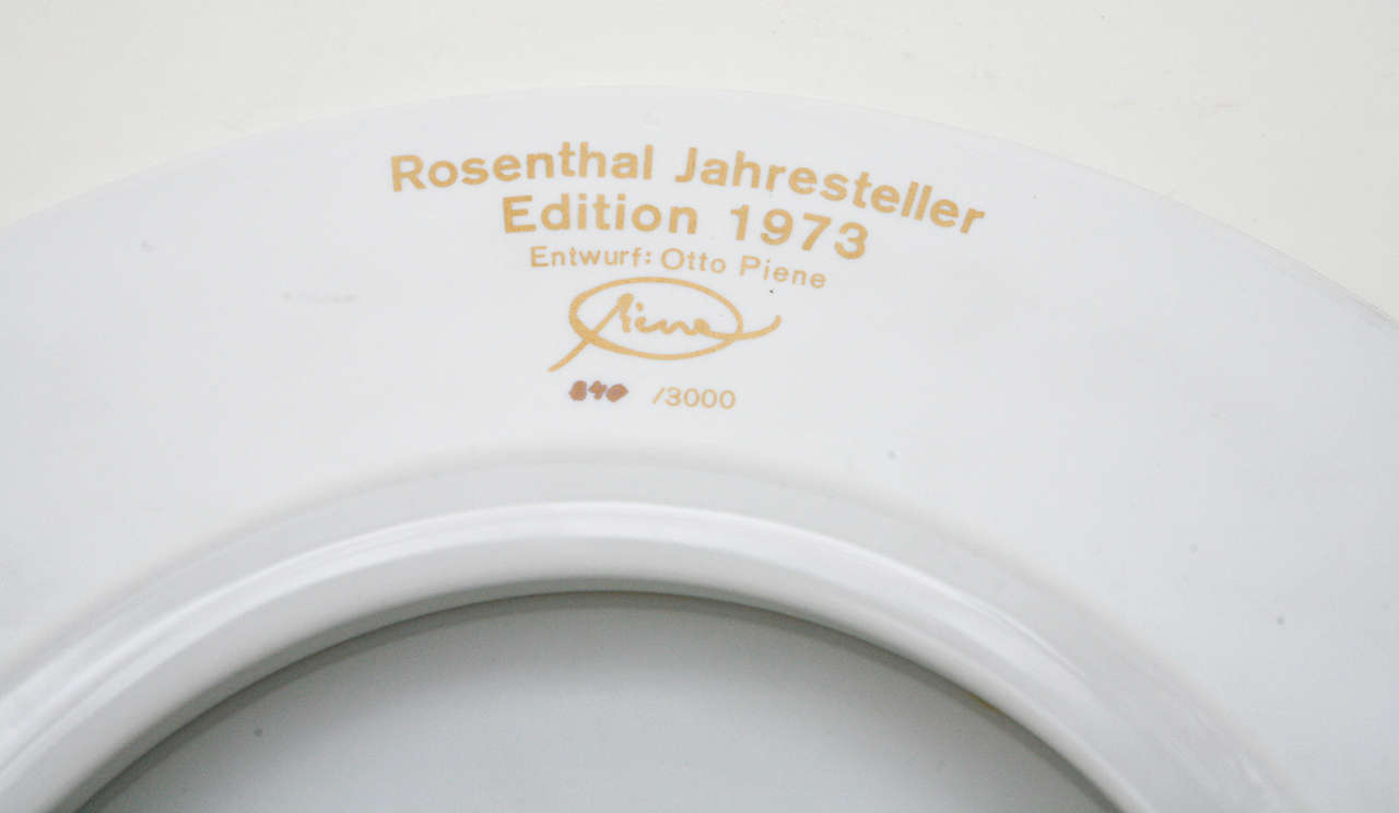 Glazed Porcelain Footed Plate by Otto Piene for Rosenthal Jahresteller 3