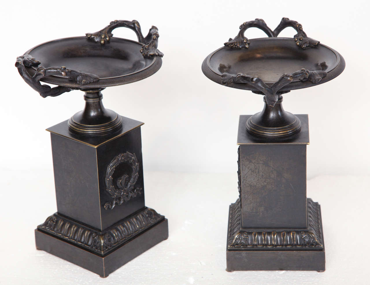Pair of 19th Century Bronze Tatza For Sale 1