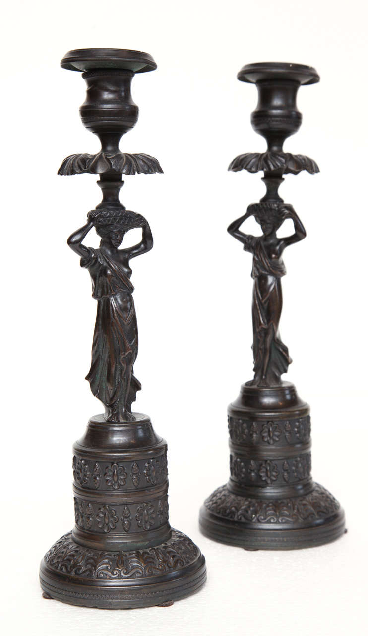 Pair of 19th Century French Bronze Candlesticks In Good Condition For Sale In New York, NY