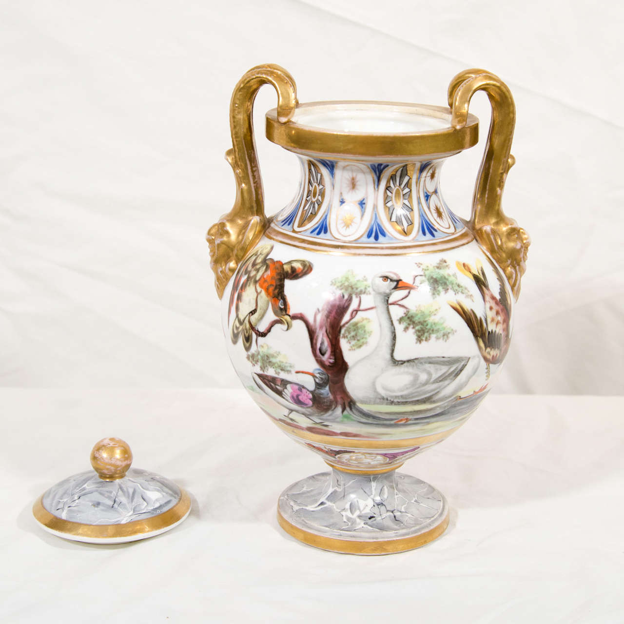 Porcelain An English Regency Period Covered Vase