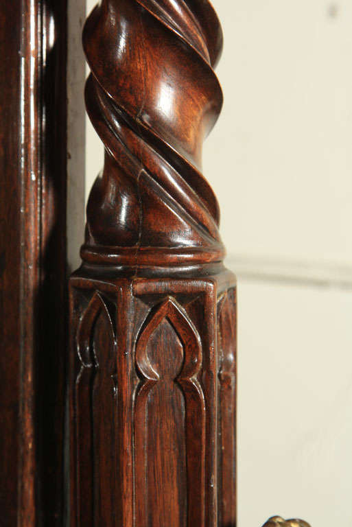 ROSEWOOD GOTHIC REVIVAL  FLOOR  MIRROR In Excellent Condition In Woodbury, CT