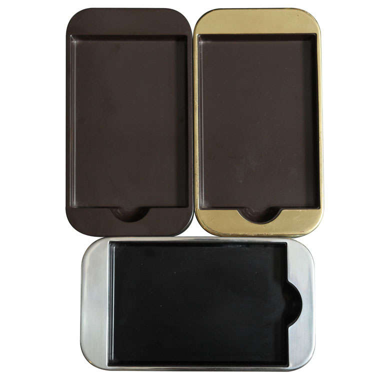 Executive "Note" Holder from Radius One by William Sklaroff