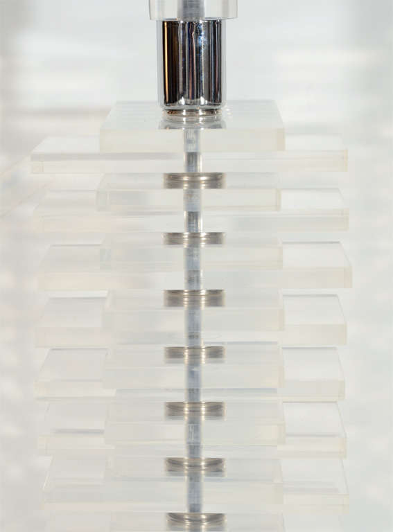 Modernist Stacked Lucite Lamp For Sale 3