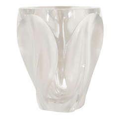 Modernist Lalique "Ingrid" vase