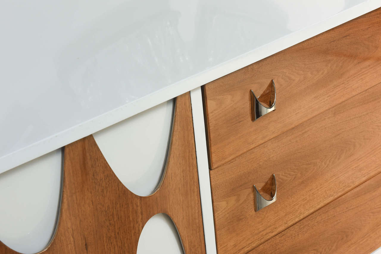 broyhill credenza