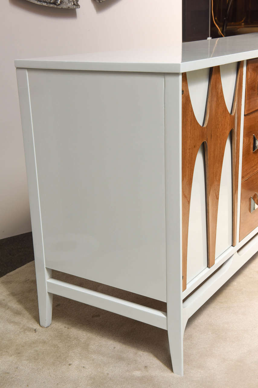 Chrome Mid-Century Modern Broyhill Brasilia Walnut and White Lacquered Credenza