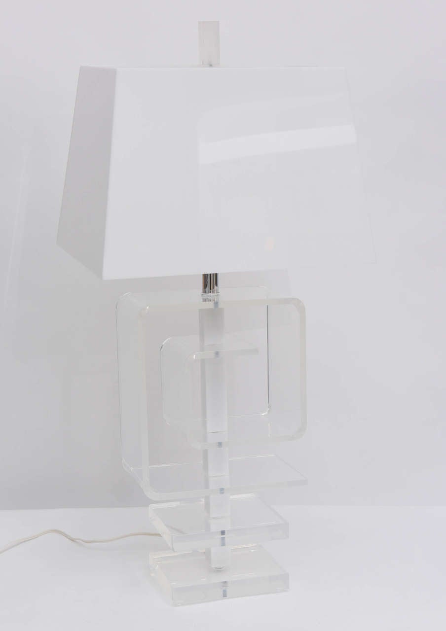 Sculptural Lucite Table Lamp
