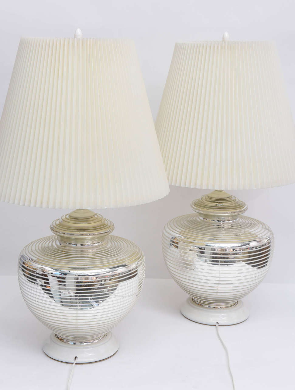 Pair of 1970s Mercury Glass Globe Table Lamps For Sale 1