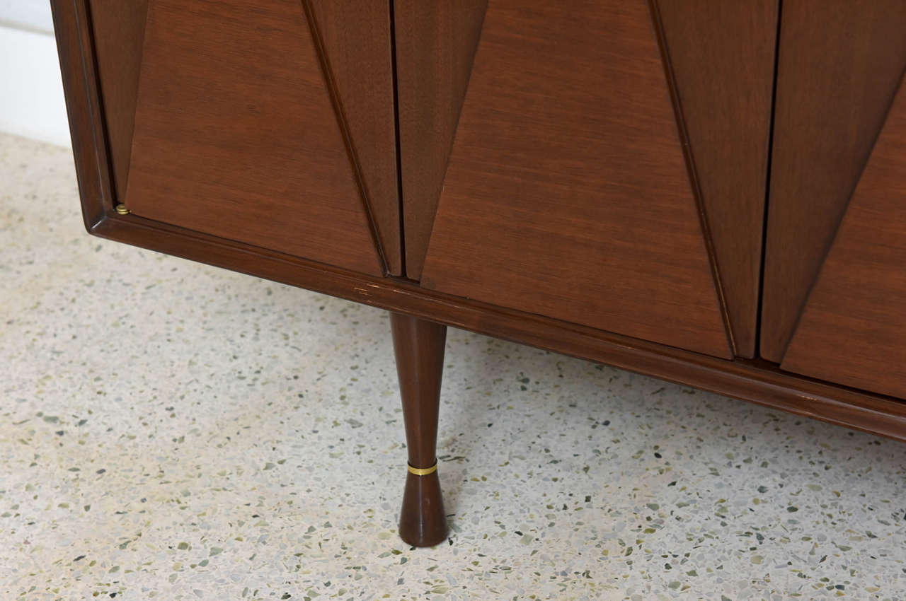 Mid-20th Century Italian Modern Walnut Sideboard or Buffet or Credenza in the Style of Gio Ponti