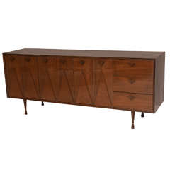 Italian Modern Walnut Sideboard or Buffet or Credenza in the Style of Gio Ponti