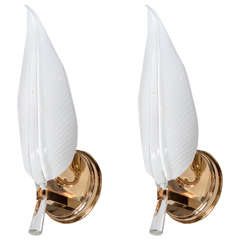 Pair of Mid-Century Modernist Murano Glass Leaf Sconces by Barovier e Toso