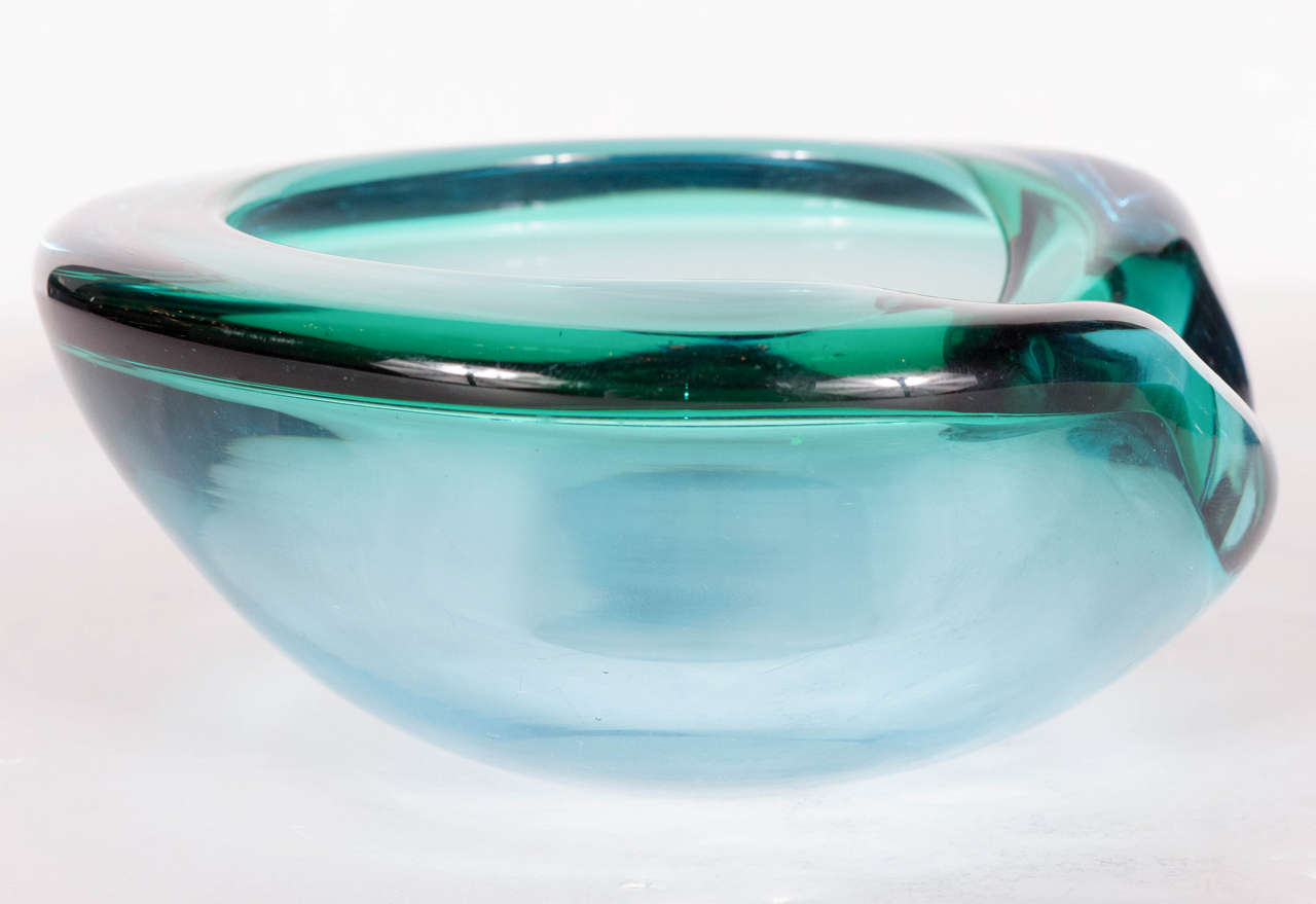 Mid-20th Century Stunning Mid-Century Modernist Hand Blown Murano Glass Bowl