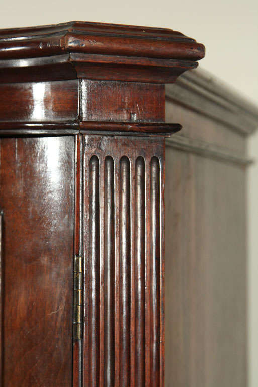 18th Century and Earlier English Serpentine Front Clothes Press For Sale