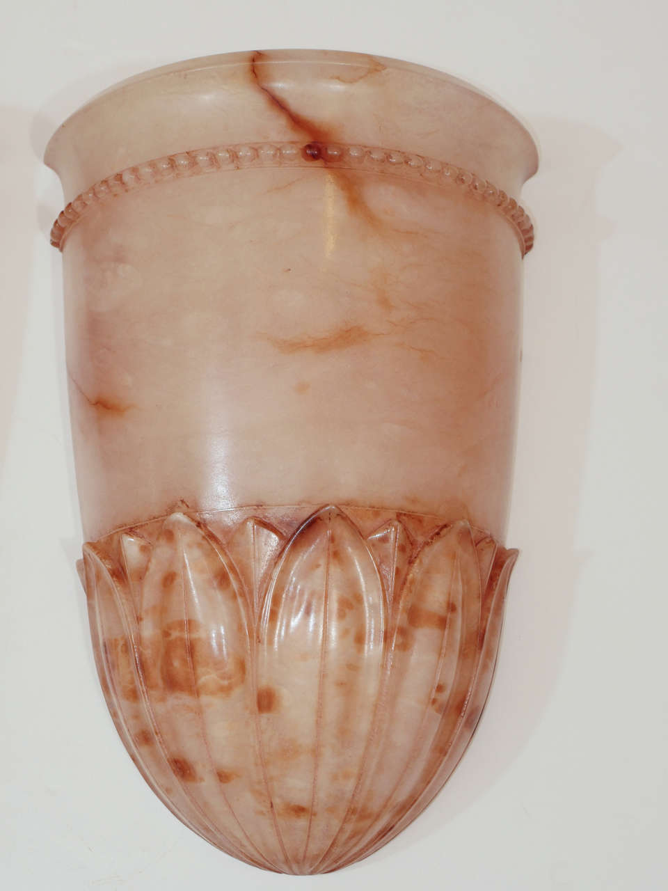 Amber Acanthus Leaf Alabaster Sconces In Excellent Condition In New York, NY