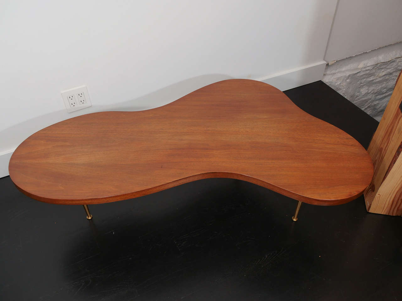 Biomorphic Table by T.H. Robsjohn-Gibbings for Widdicomb In Excellent Condition In Newburgh, NY