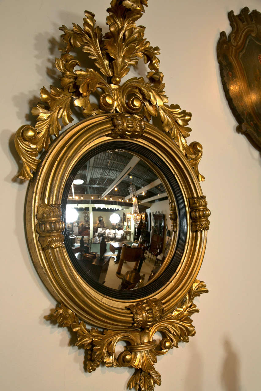 American or English Regency Bulls Eye Mirror In Excellent Condition For Sale In Bantam, CT