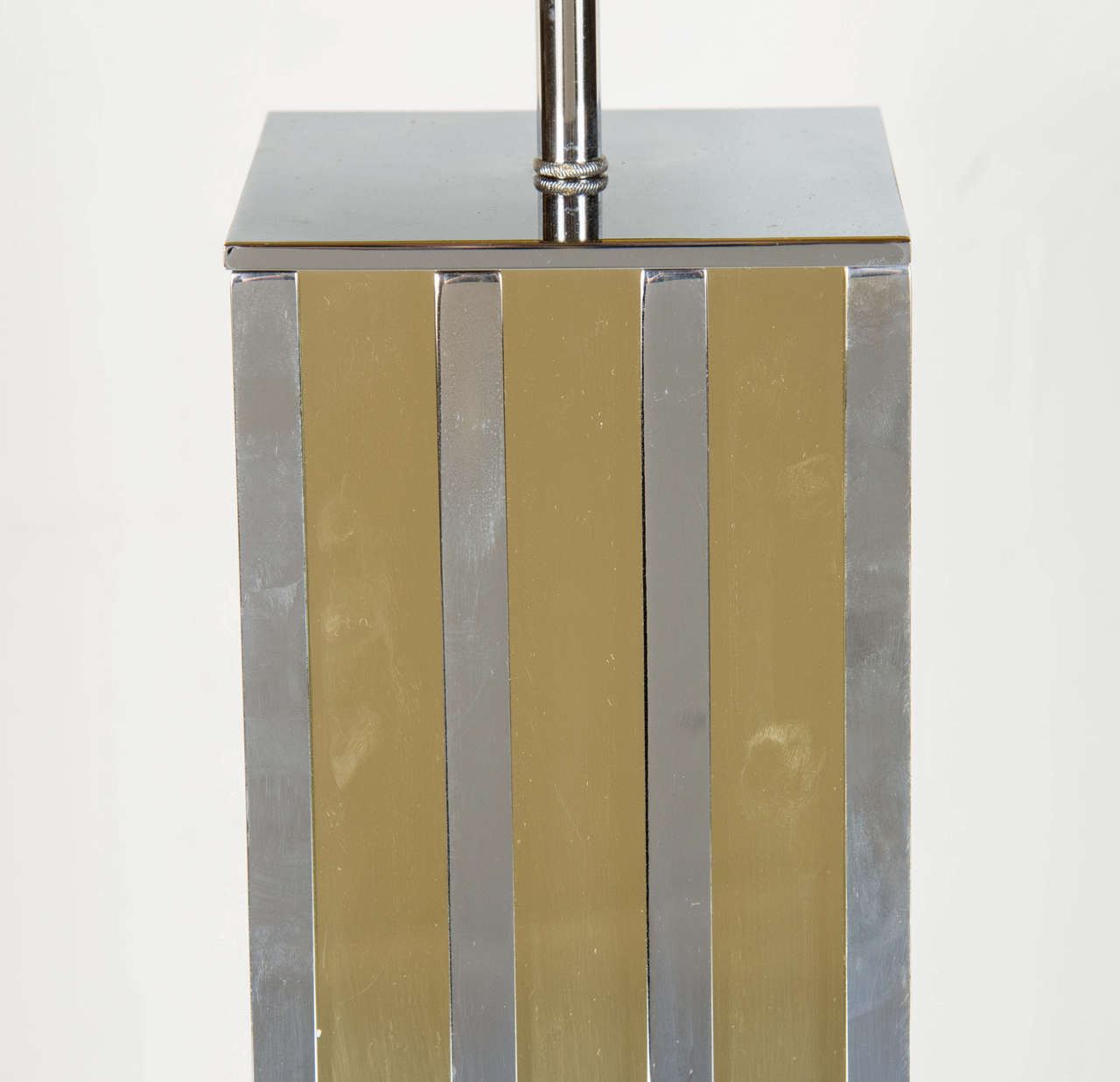 20th Century Ultra Chic Pair of Mid-Century Modern Table Lamps in the Manner of Paul Evans