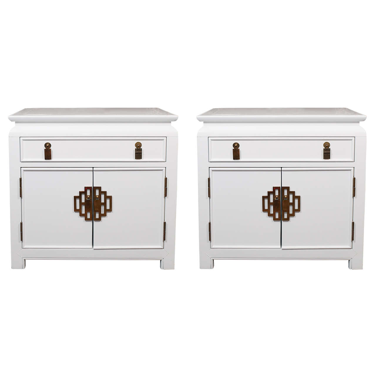 Pair of 1970s White Lacquer End Tables