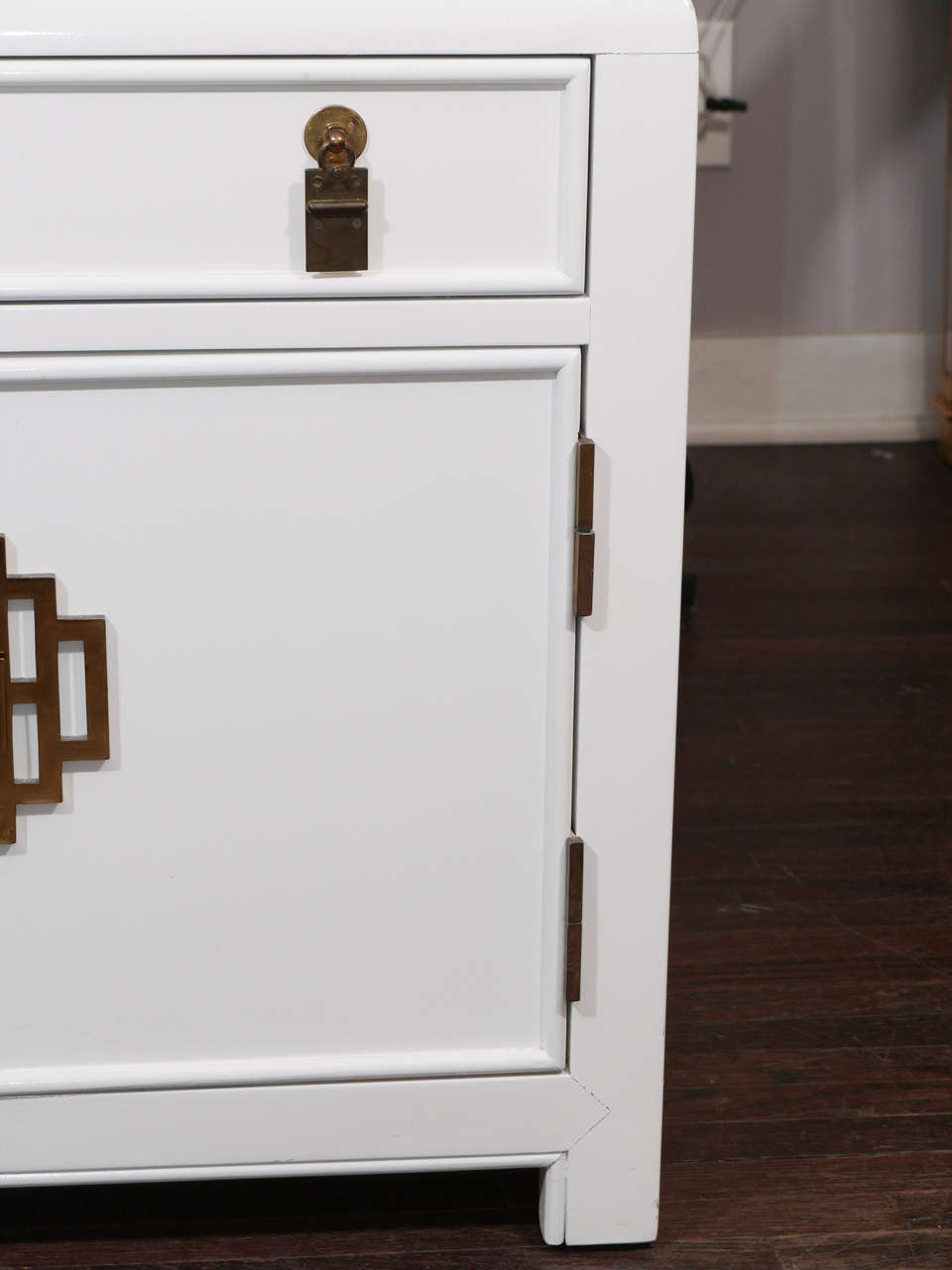 Pair of 1970s Century White Lacquer End Tables For Sale at 1stdibs