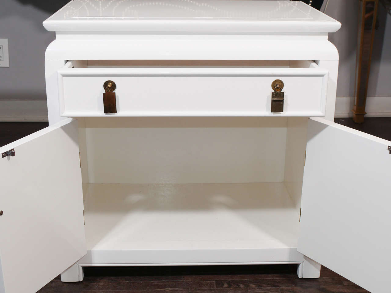 Pair of 1970s Century White Lacquer End Tables For Sale at 1stdibs