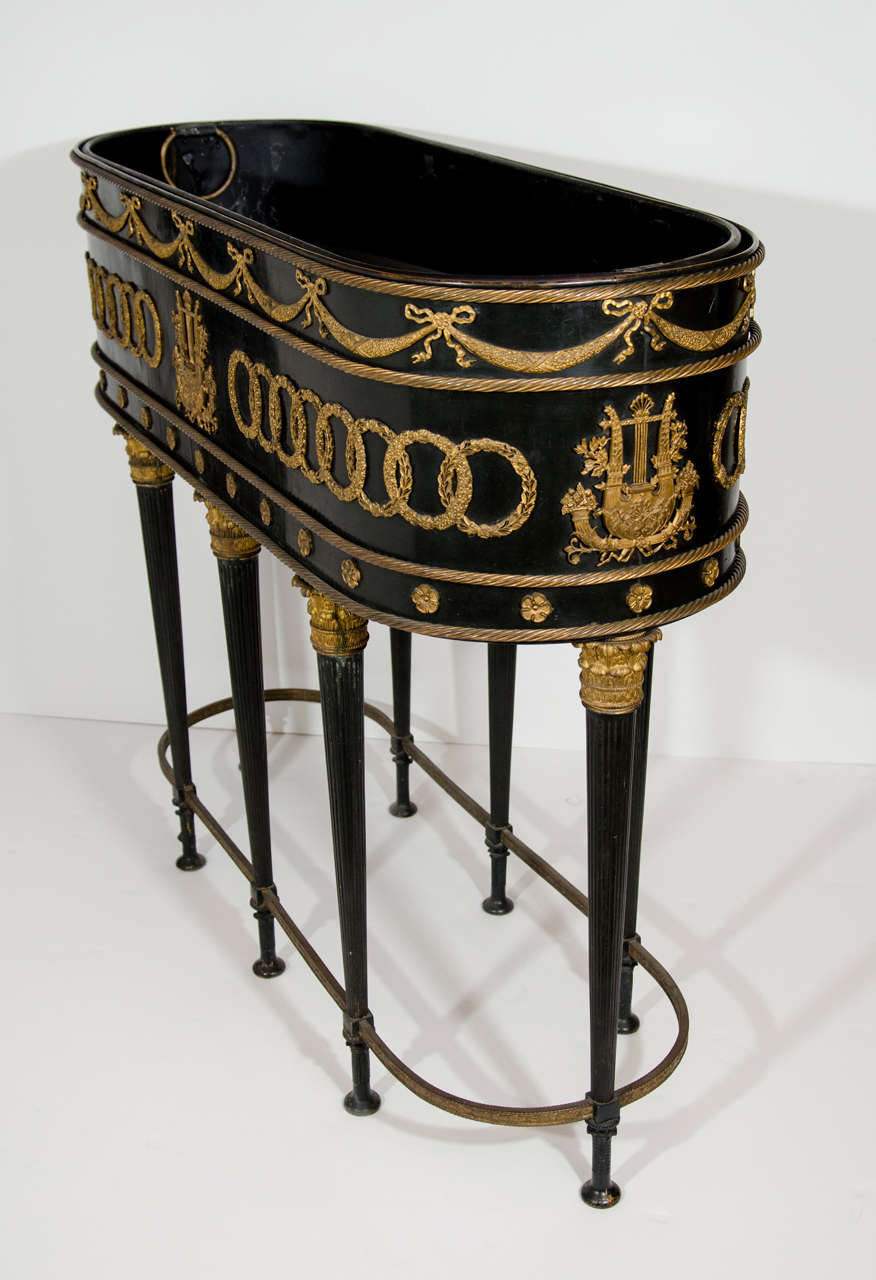 Large Antique French Empire Neoclassical Gilt Bronze and Patina Bronze Planter For Sale 2