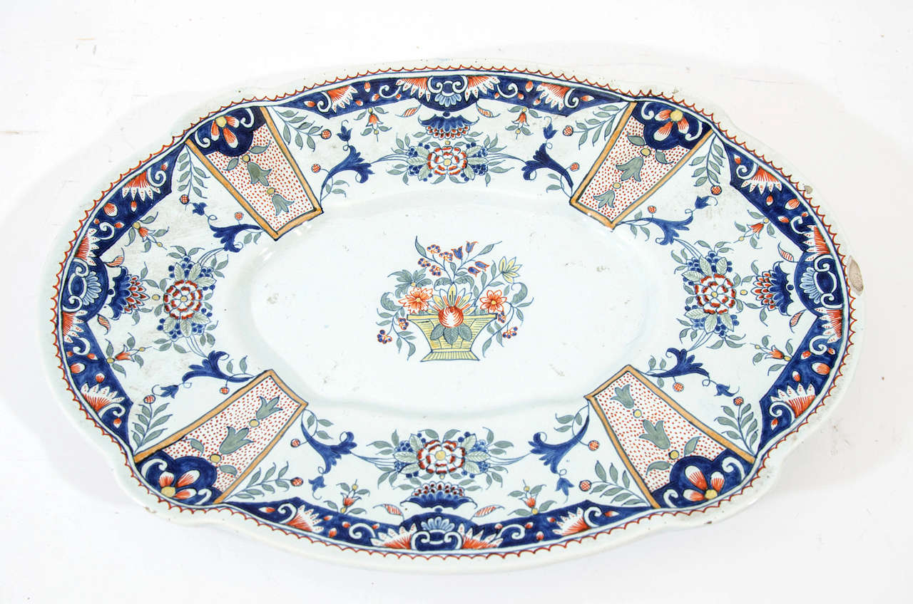 Faience Polychrome Lidded Soup Tureen & Platter - France Late 19th Century In Good Condition In New York, NY