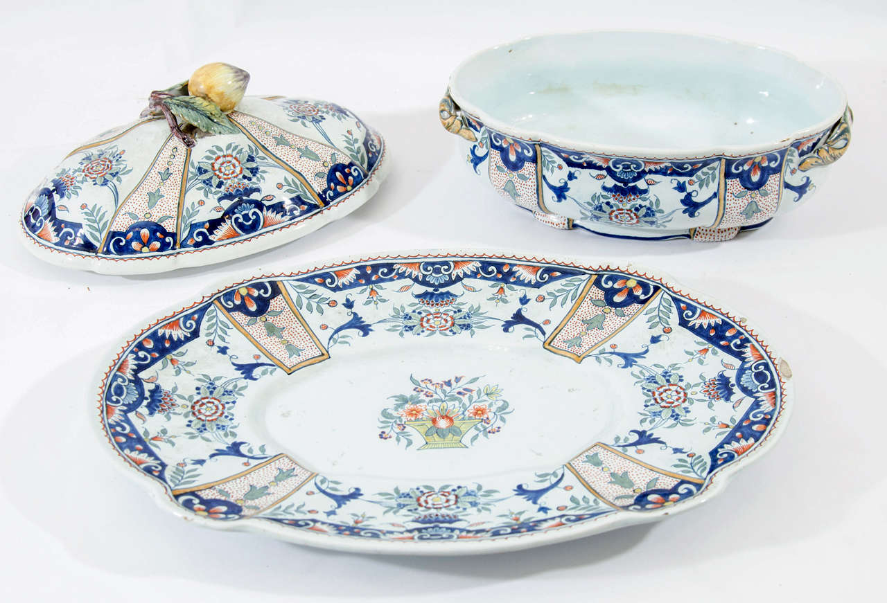 Faience Polychrome Lidded Soup Tureen & Platter - France Late 19th Century 2