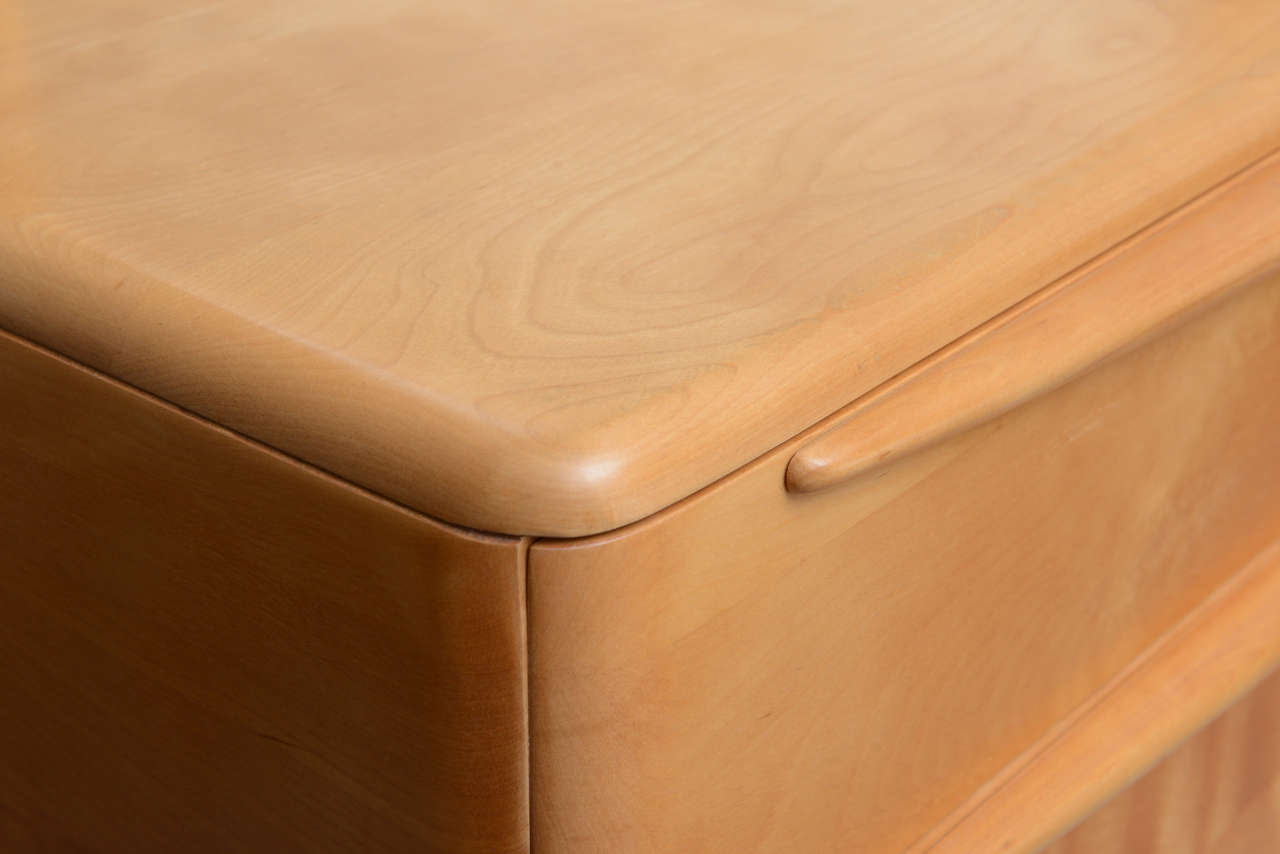 'Mr and Mrs' Maple Dresser by Heywood Wakefield, Encore Bedroom Group, 1960s at 1stDibs