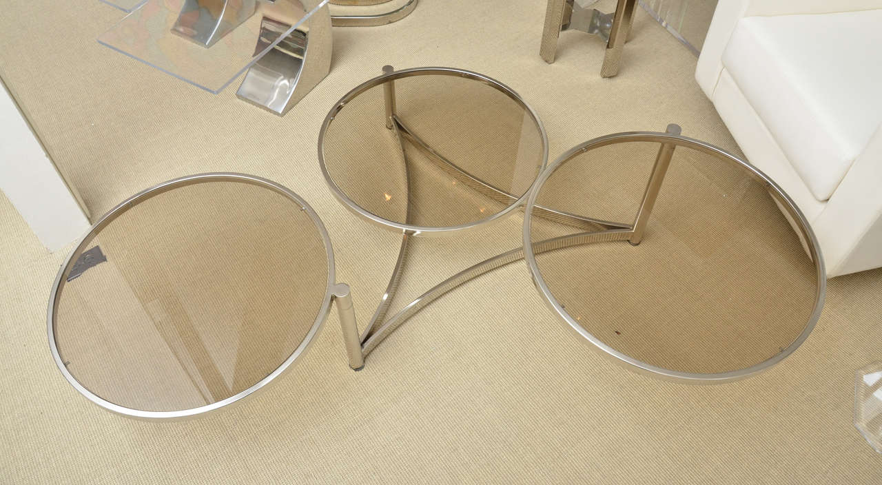 Fabulous 3-Circle Mechanical Cocktail Table In Excellent Condition In Water Mill, NY