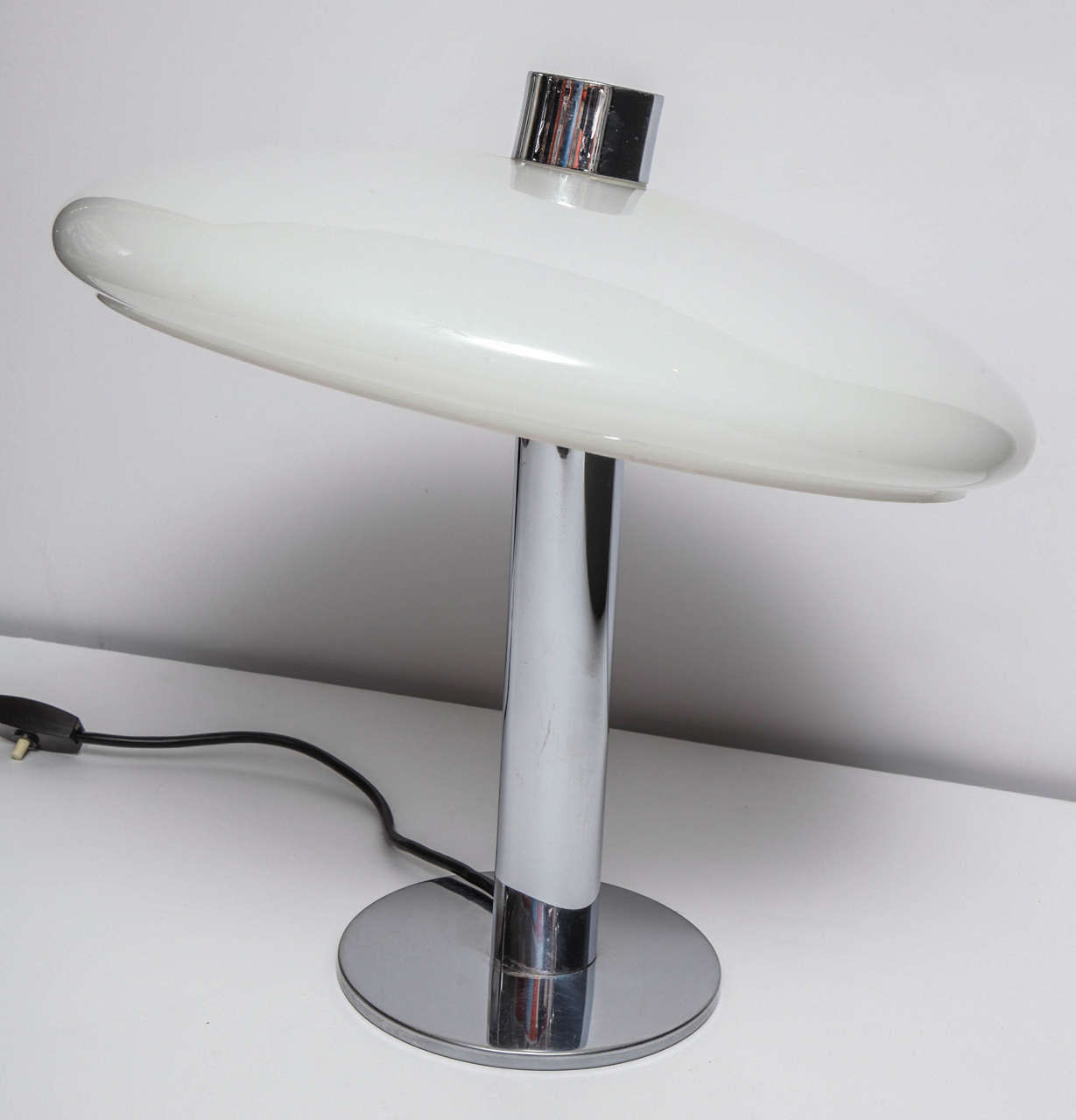 Mid-Century Modern Lamp, Desk Lamp, Midcentury Designed Lamp, White Enamel and Chrome, circa 1950