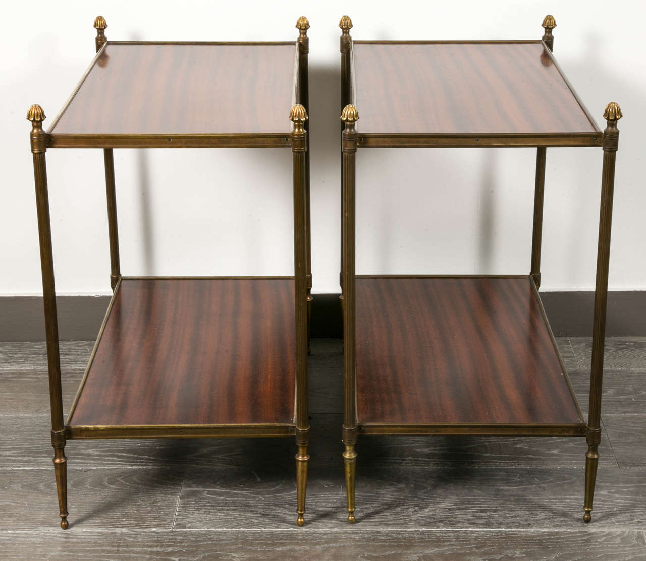 Pair of Mahogany and Brass Side Tables In Good Condition In Paris, FR