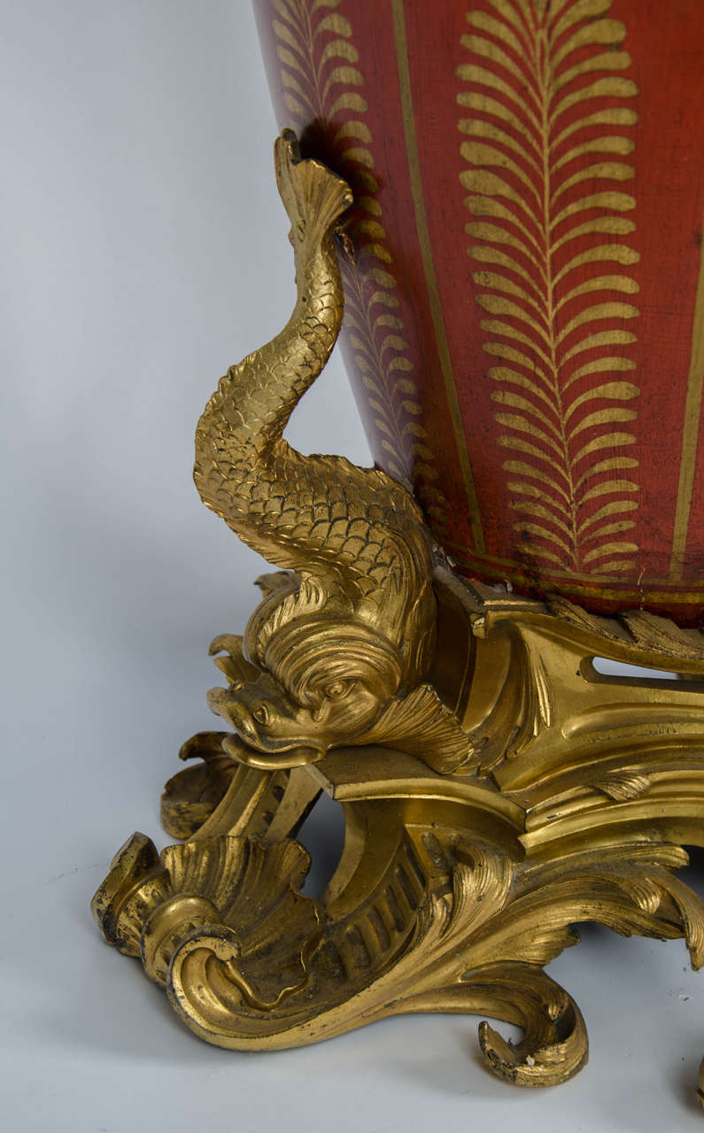 Chinoiserie Vase For Sale at 1stdibs