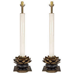A Midcentury Pair of Lotus Base Lamps in the Style of Tommaso Barbi 5